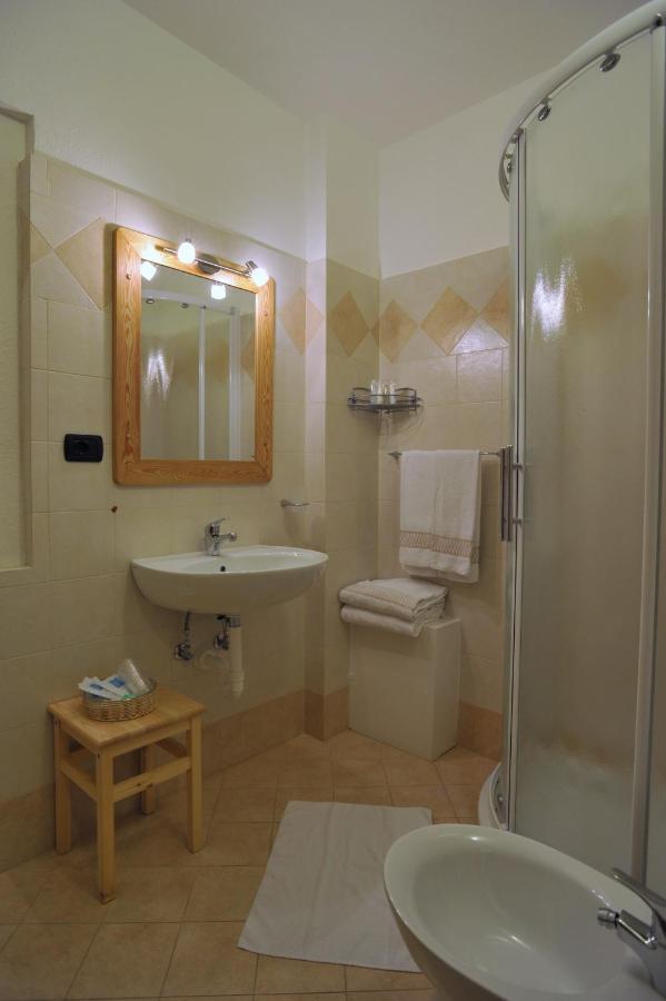 Hotel Rendez-Vous - Aymavilles Room photo